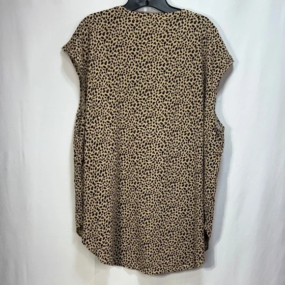 🏁 Old Navy Leopard animal sleeveless Print Blouse - Picture 4 of 4